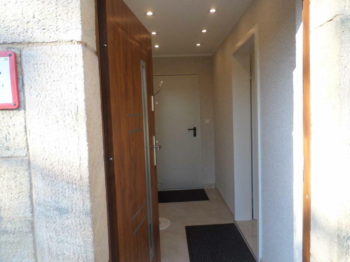 1 Zi. Apartment Naehe Flughafen/Messe Stuttgart 24H Waldenbuch ภายนอก รูปภาพ